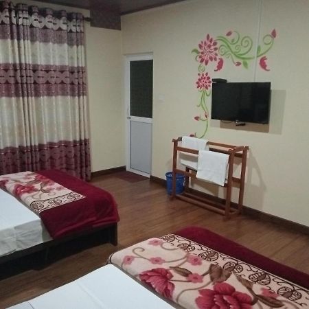 Thuvaraga Inn 努沃勒埃利耶 外观 照片